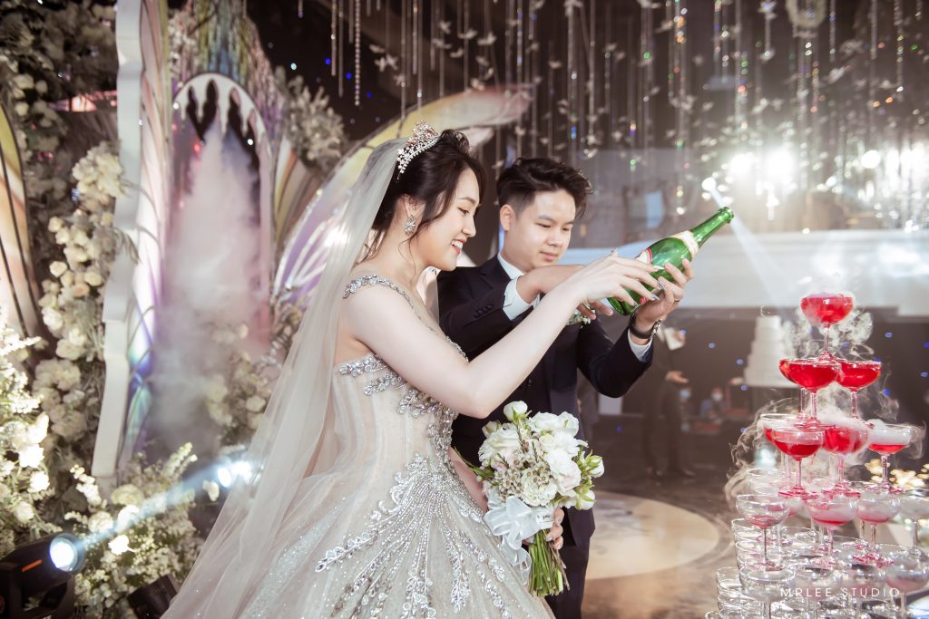 Cách Lựa Chọn Champagne Cho Các Dịp Khác Nhau