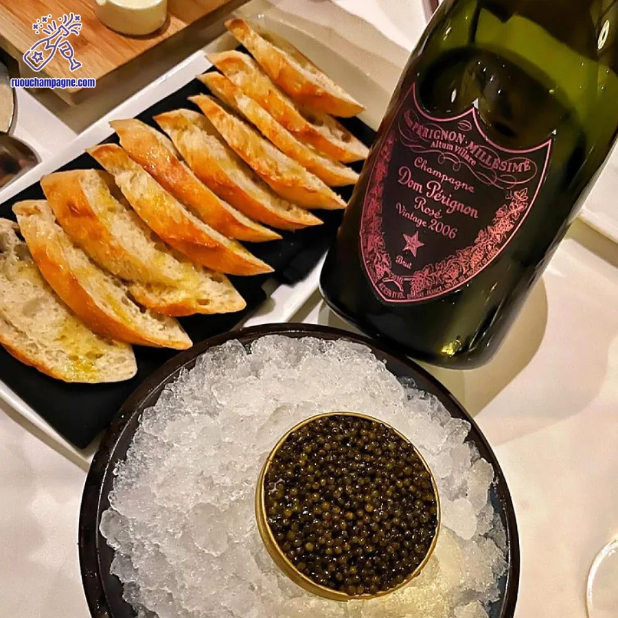 Món ăn đi kèm với rượu Dom Perignon Rose