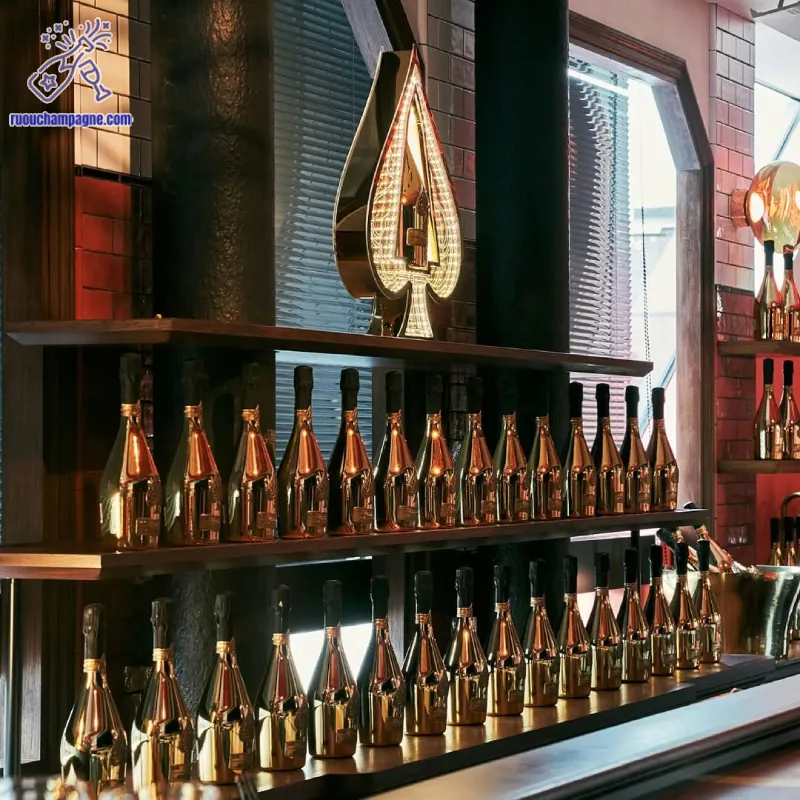 Giới thiệu về rượu armand de brignac brut gold