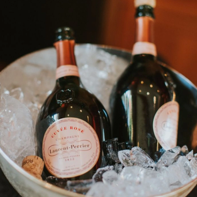 Rượu champagne trái cây ngon