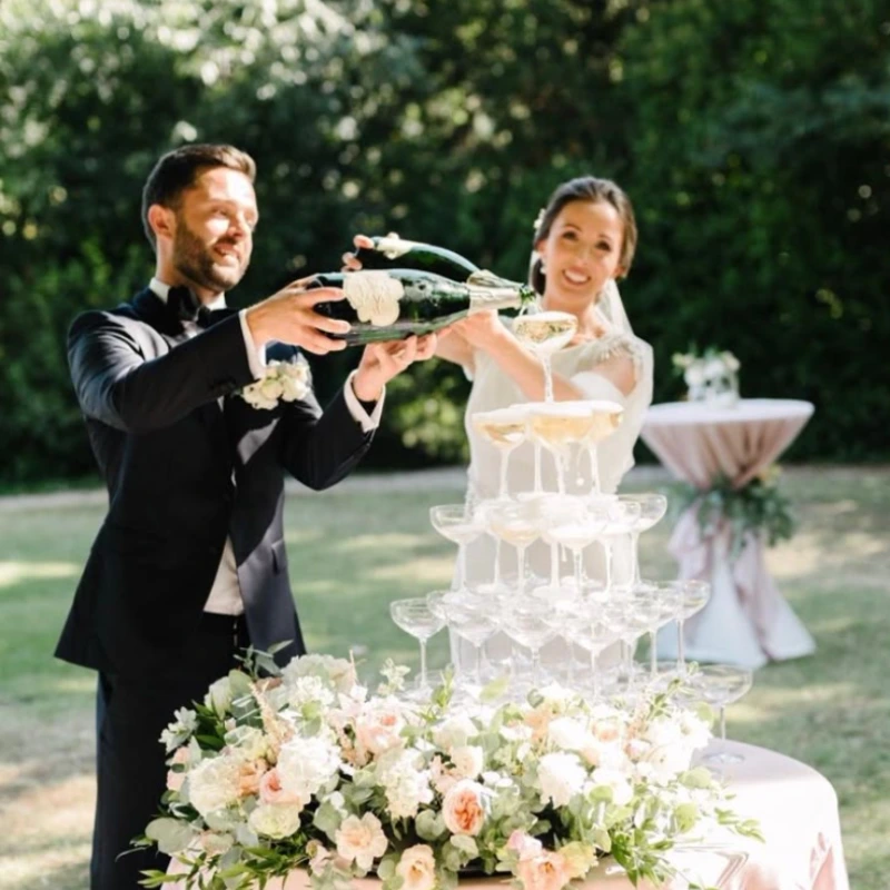 Tháp rượu Champagne