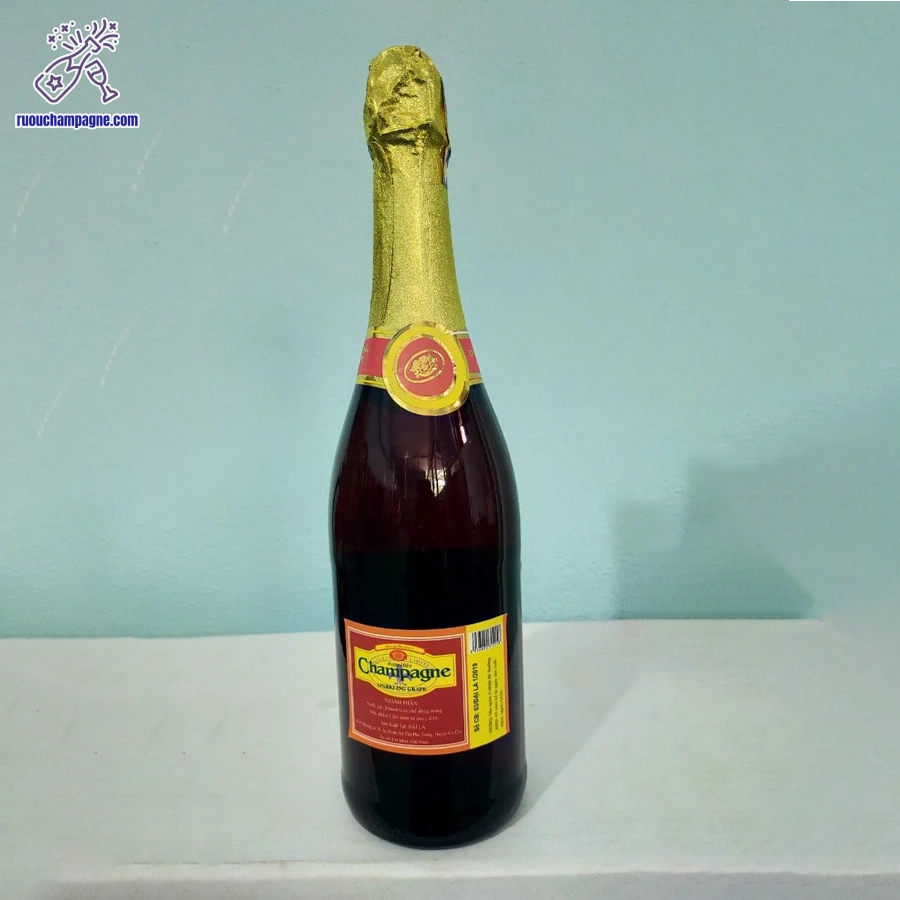 Phương pháp sản xuất đặc biệt của rượu champagne champdal