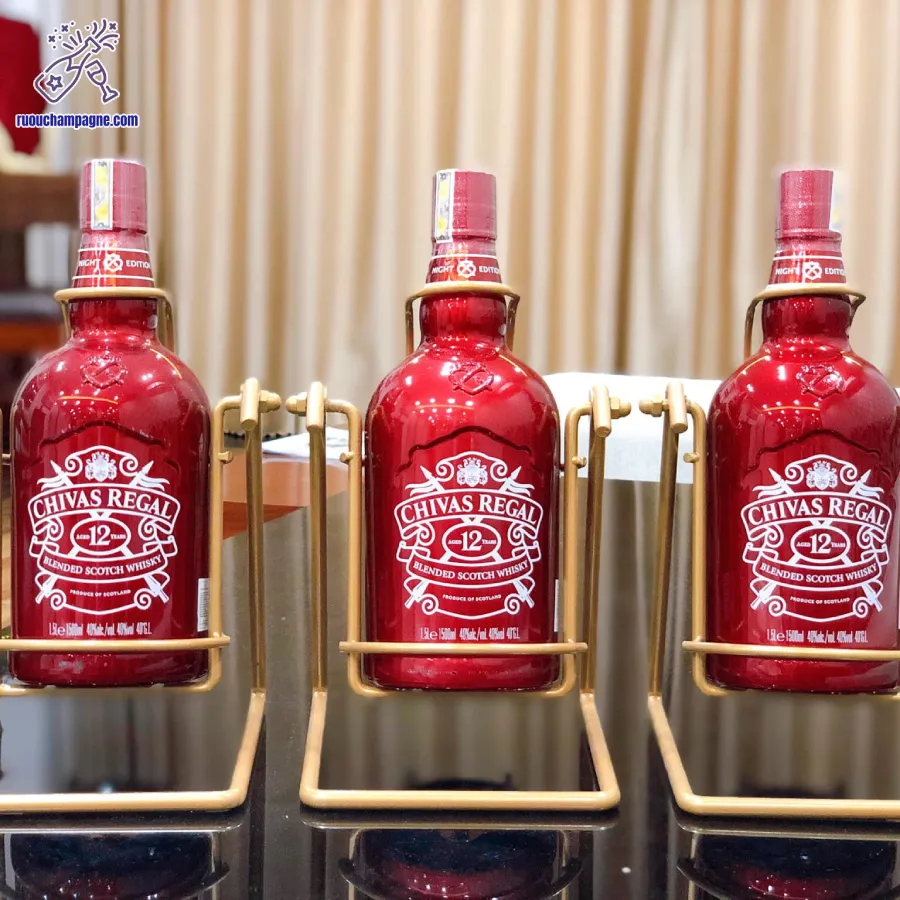 Cách phục vụ Chivas 12 Đỏ 700ml