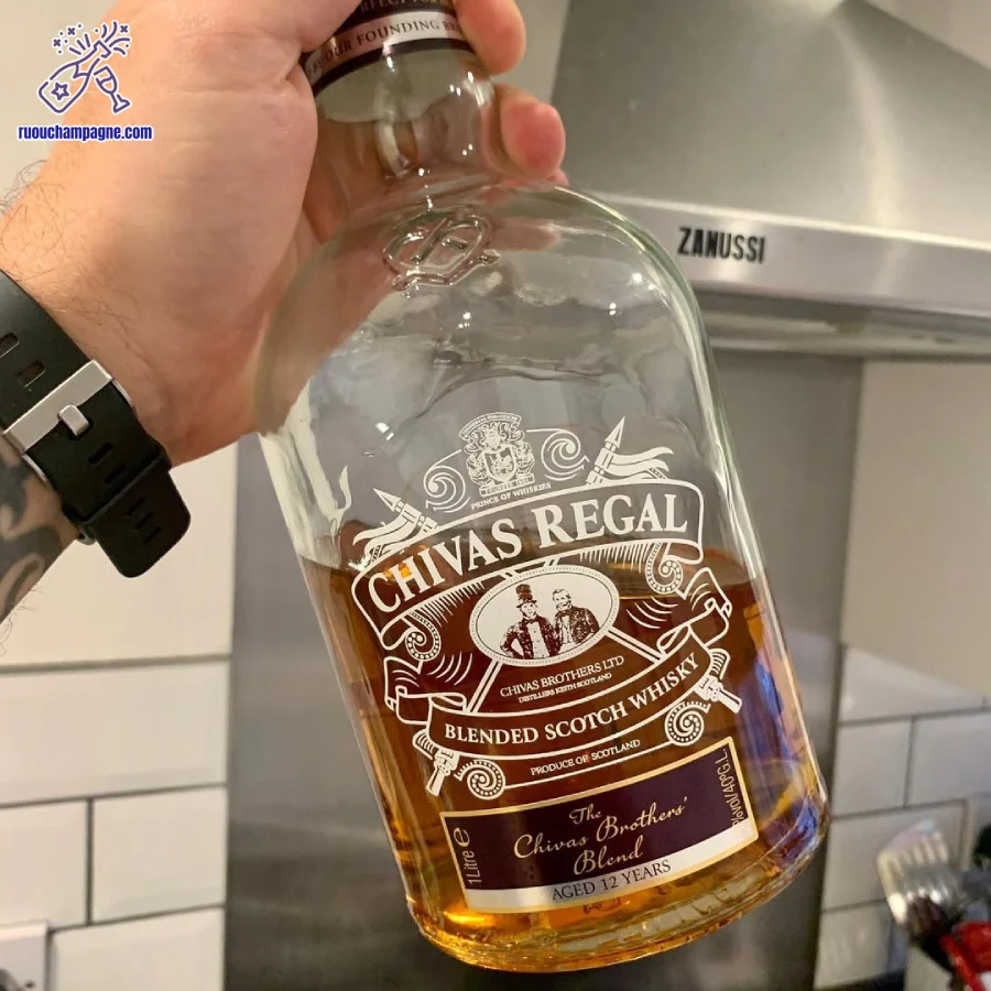 Khám phá nguồn gốc Chivas 12 Tím