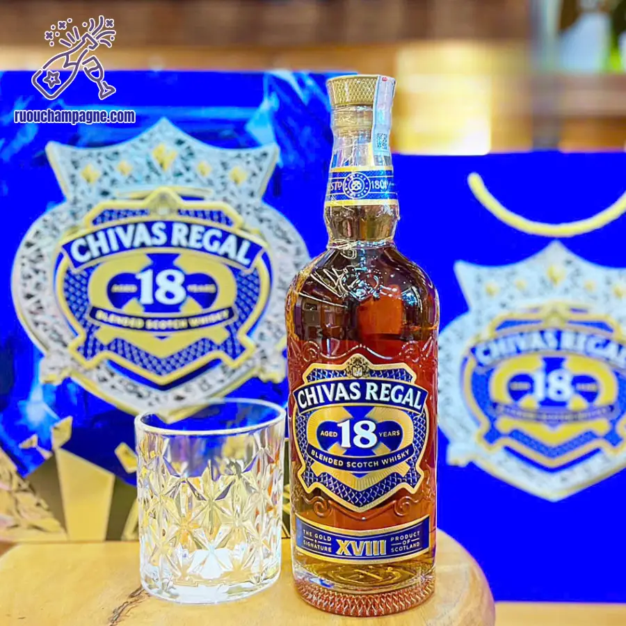 Quy trình sản xuất rượu Chivas 18 có hộp quà