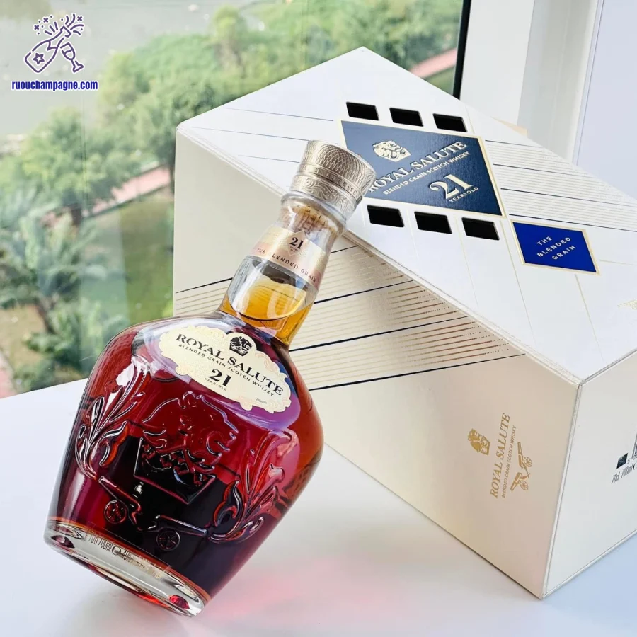 Quy trình sản xuất tinh tế của Chivas 21 The Blended Grain