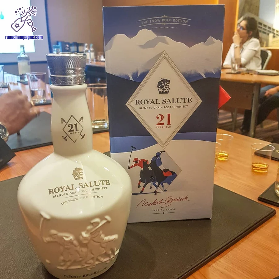 Hương vị của Chivas 21 màu trắng
