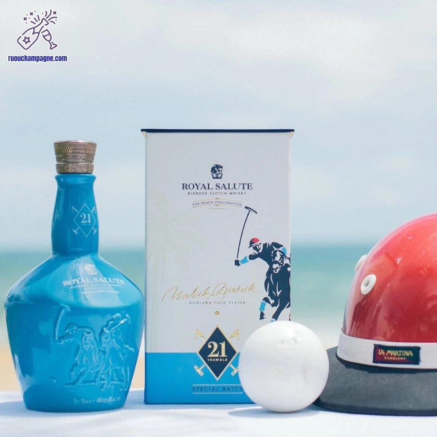 Tổng quan về rượu Royal Salute 21 Xanh