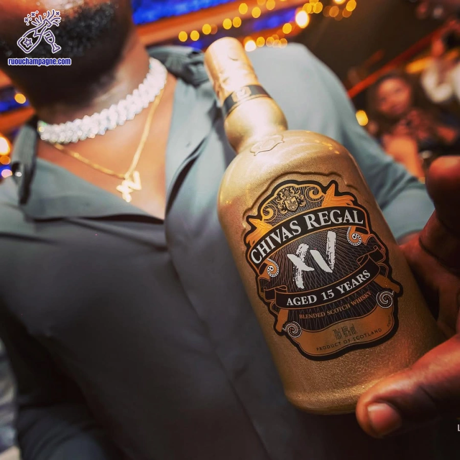 Hương vị độc đáo của Chivas 15 Gold