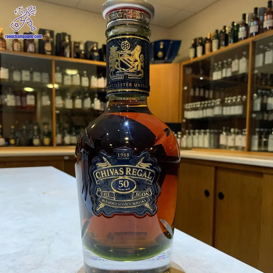 Thiết kế đẳng cấp làm nên giá rượu Chivas 50 triệu đô