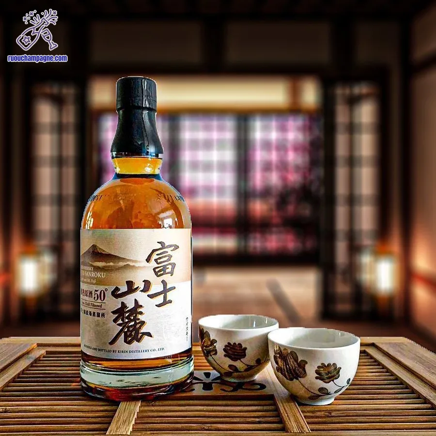 Giới thiệu về rượu Fuji Sanroku